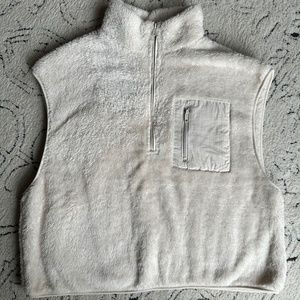 H&M teddy vest